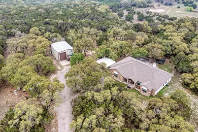 1325 County Road 106, Lampasas, TX 76550 - Photo 17