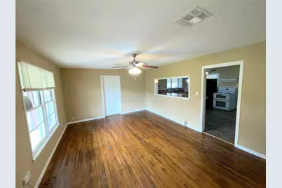 2011 W 5th Street, Clifton, TX 76634 - Photo 5