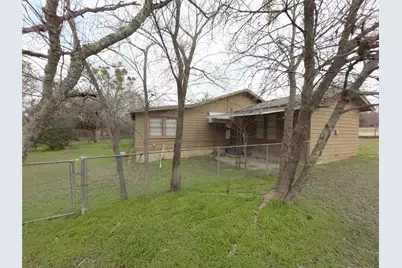 2011 W 5th Street, Clifton, TX 76634 - Photo 25