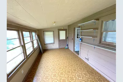 2011 W 5th Street, Clifton, TX 76634 - Photo 15