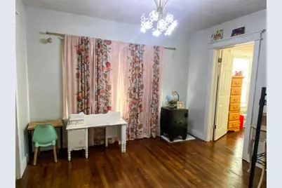 225 S Wilson Street, Burleson, TX 76028 - Photo 9