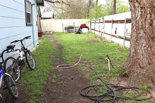 1090 N Race St, Stephenville, TX 76401 - Photo 17