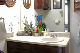 1090 N Race St, Stephenville, TX 76401 - Photo 13