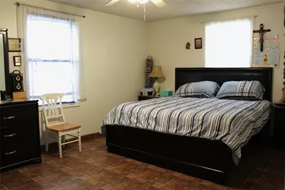 1090 N Race Street, Stephenville, TX 76401 - Photo 11