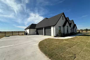 108 Blackstar Ln, Decatur, TX 76234 - Photo 5