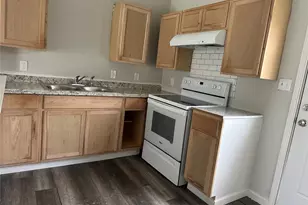 1711 Oriental St, Bonham, TX 75418 - Photo 7