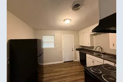 2500 Normont Circle, Fort Worth, TX 76103 - Photo 5