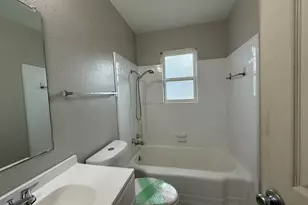 2500 Normont Cir, Fort Worth, TX 76103 - Photo 9