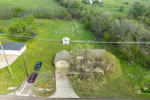 5227 E FM 875, Waxahachie, TX 75167 - Photo 3