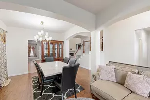 7928 Vista Hill Ln, Dallas, TX 75249 - Photo 5