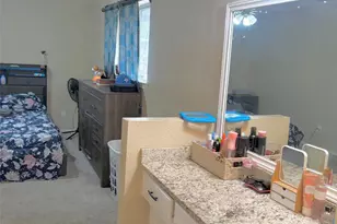 210 Hacienda Dr, Waxahachie, TX 75165 - Photo 7