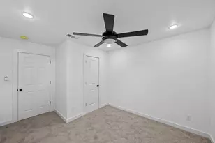 3222 Travis St, Greenville, TX 75401 - Photo 19