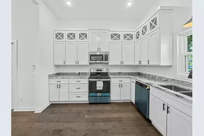 3222 Travis Street, Greenville, TX 75401 - Photo 13