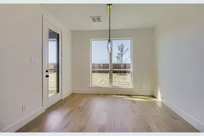 304 Robinia Road, Celina, TX 75009 - Photo 11