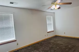 308 Hallvale Dr, White Settlement, TX 76108 - Photo 11