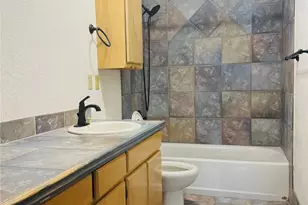 308 Hallvale Dr, White Settlement, TX 76108 - Photo 13