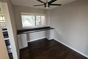 746 Haven Ln, Fort Worth, TX 76112 - Photo 3