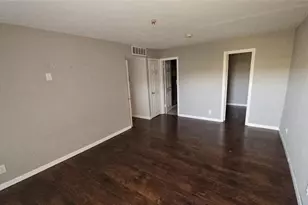 746 Haven Ln, Fort Worth, TX 76112 - Photo 17