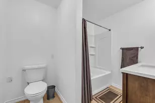 1940 E Highland Rd, Waxahachie, TX 75167 - Photo 11