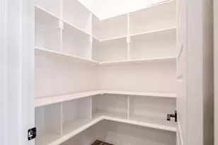 2407 Vineyard Dr, Granbury, TX 76048 - Photo 5