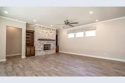 2407 Vineyard Drive, Granbury, TX 76048 - Photo 11