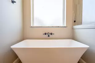 2407 Vineyard Dr, Granbury, TX 76048 - Photo 23