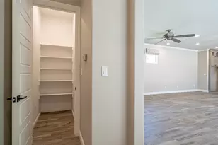 2407 Vineyard Dr, Granbury, TX 76048 - Photo 13