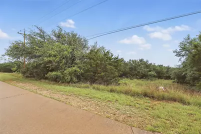 210 Colonial Drive N, Graford, TX 76449 - Photo 13