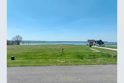 405 Sailview Court, Honey Grove, TX 75446 - Photo 3