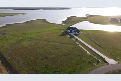 405 Sailview Court, Honey Grove, TX 75446 - Photo 7