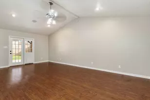 4248 Ireland Dr, The Colony, TX 75056 - Photo 5