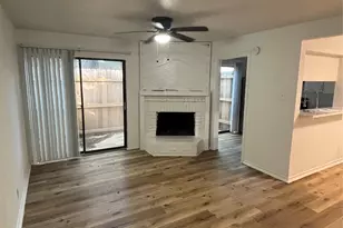 6026 Stoneybrook Dr, Fort Worth, TX 76112 - Photo 5