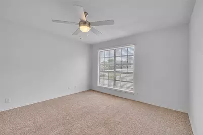 6042 Stoneybrook Drive, Fort Worth, TX 76112 - Photo 17