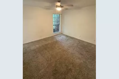 6042 Stoneybrook Drive, Fort Worth, TX 76112 - Photo 11