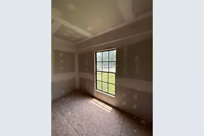 911 W Sears Street, Denison, TX 75020 - Photo 5