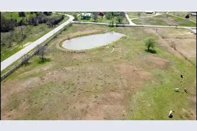 884 County Road 3555, Paradise, TX 76073 - Photo 13