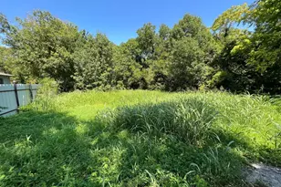 1817 Adelaide Dr, Dallas, TX 75216 - Photo 1