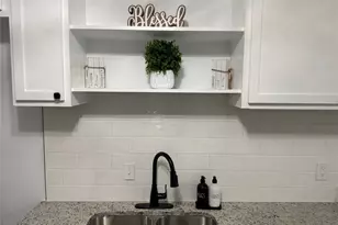 5812 McCart Ave, Fort Worth, TX 76133 - Photo 11