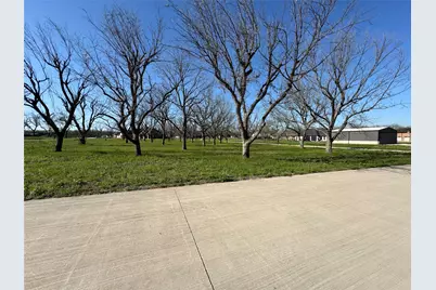 6011 Bonanza Drive, Granbury, TX 76049 - Photo 13