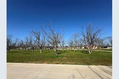 6011 Bonanza Drive, Granbury, TX 76049 - Photo 17