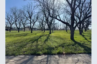 6011 Bonanza Drive, Granbury, TX 76049 - Photo 5