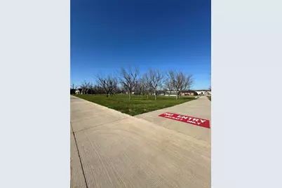 6011 Bonanza Drive, Granbury, TX 76049 - Photo 7