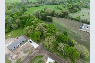 211 Largo Street, Bonham, TX 75418 - Photo 17