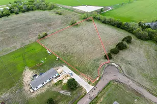 210 Fisher St, Bonham, TX 75418 - Photo 1