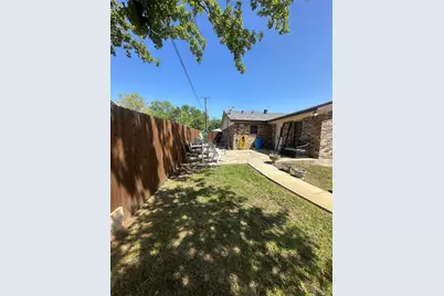 7700 Briarwood Drive, North Richland Hills, TX 76182 - Photo 17