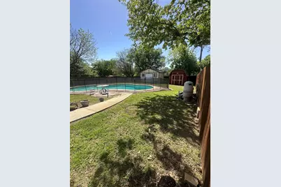 7700 Briarwood Drive, North Richland Hills, TX 76182 - Photo 15