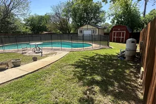 7700 Briarwood Dr, North Richland Hills, TX 76182 - Photo 15