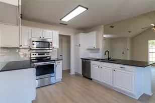 5005 Button Willow Dr, Fort Worth, TX 76123 - Photo 13