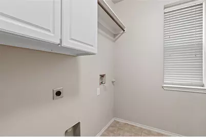 154 Castleridge Drive #B, Little Elm, TX 75068 - Photo 5