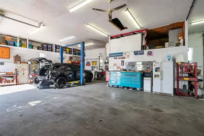 3231 Walnut Creek Parkway, Granbury, TX 76049 - Photo 29